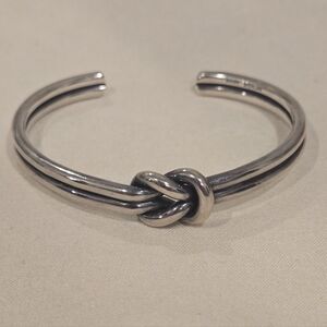 James Avery RETIRED Eternal Lovers Knot Cuff Bracelet